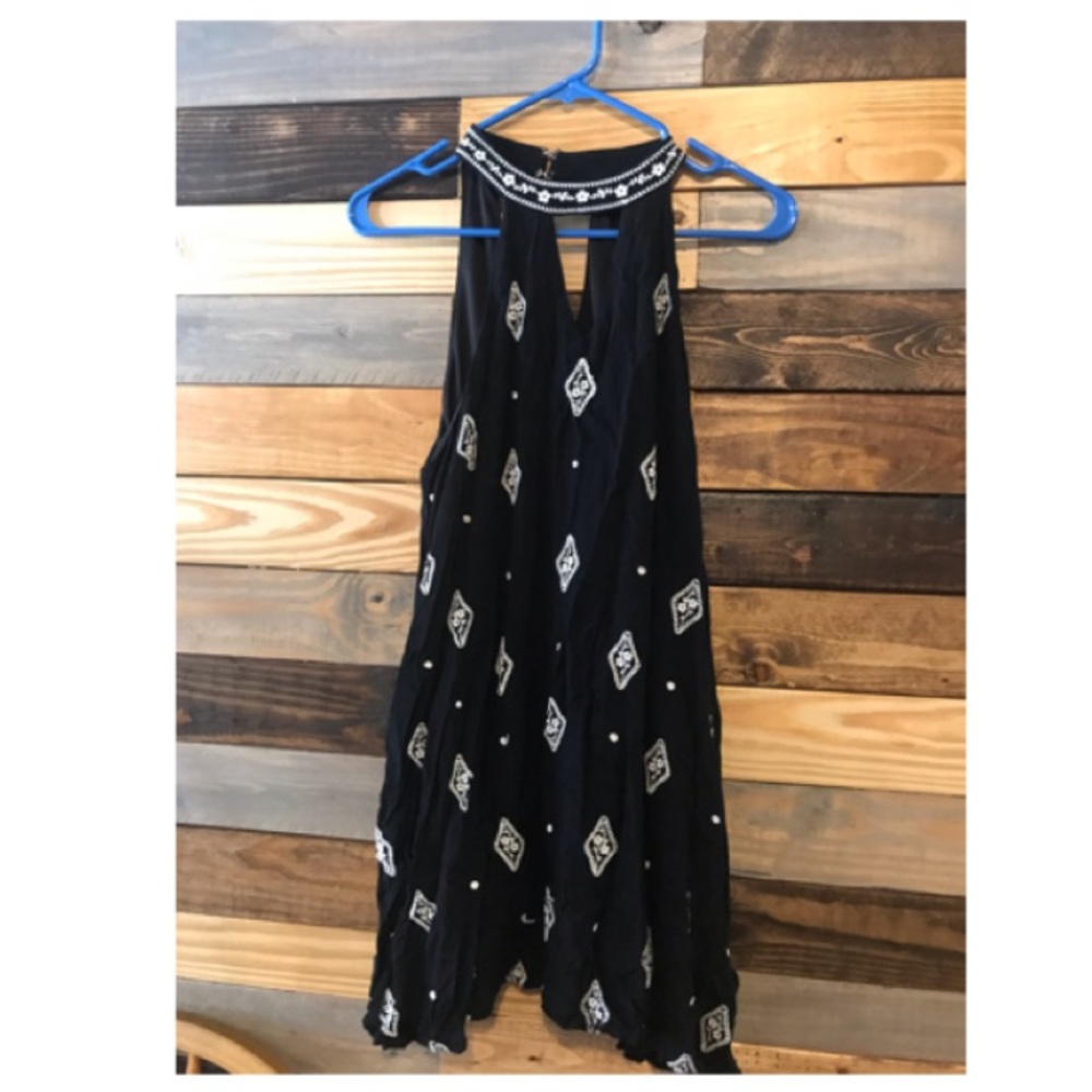 halter neck with key hole dress